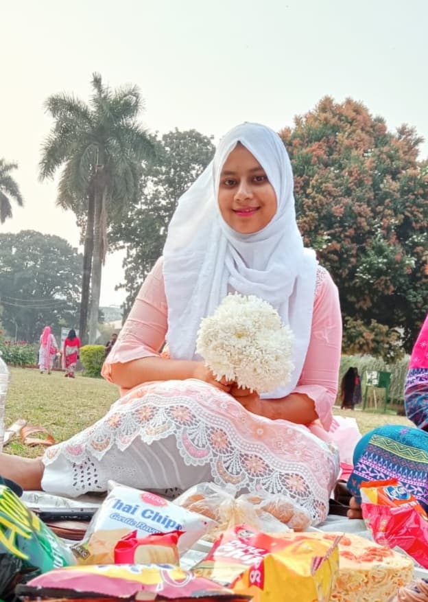 রিয়া মনি